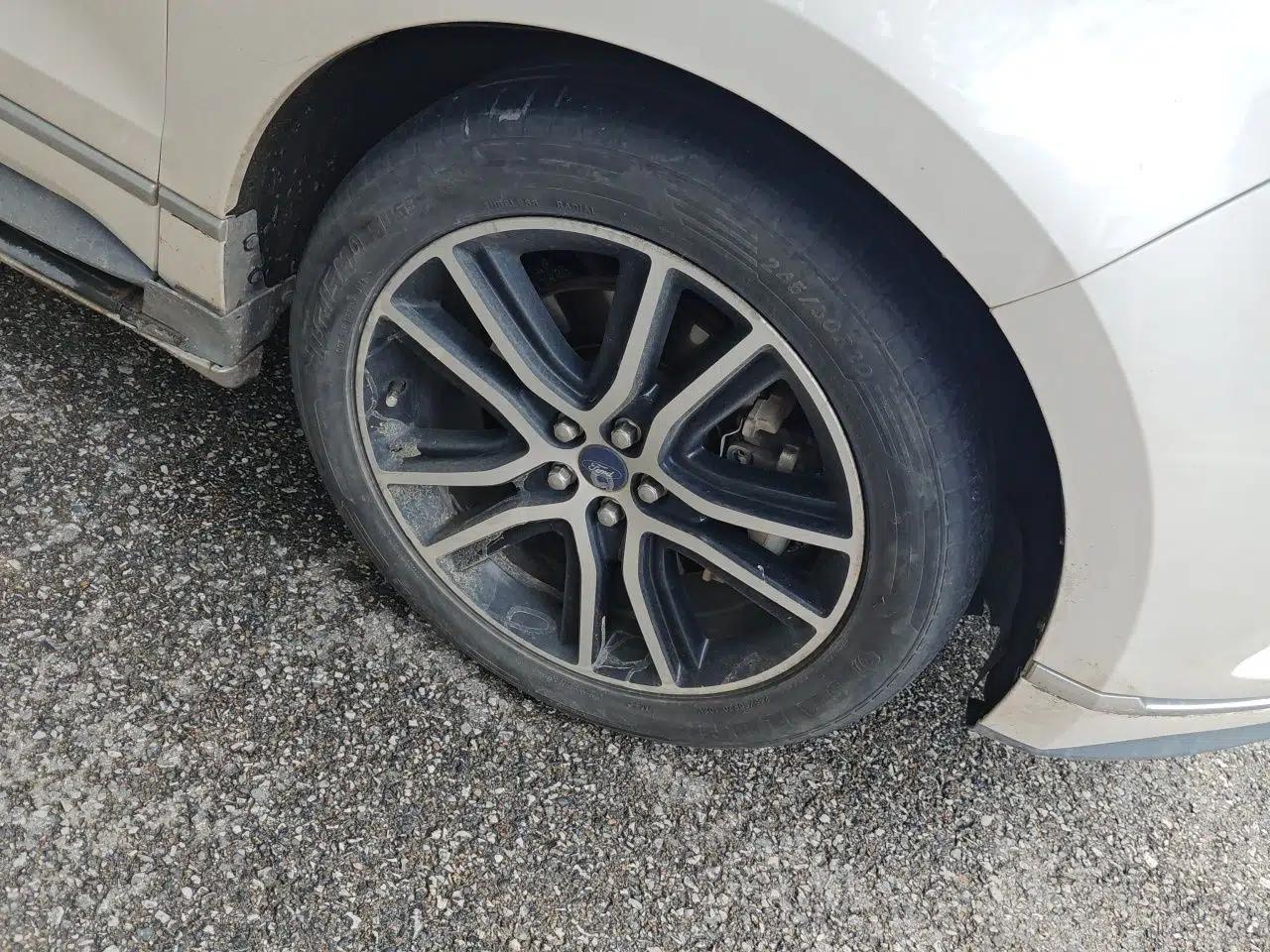 Ford Edge 2020 EcoBoost 245 Two-Wheel Drive Titanium 7-Seater — миниатюра 8