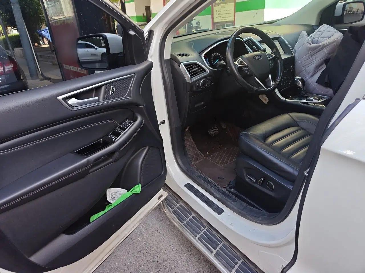 Ford Edge 2015 2.0T GTDi 4x4 High-Grade Model — миниатюра 16