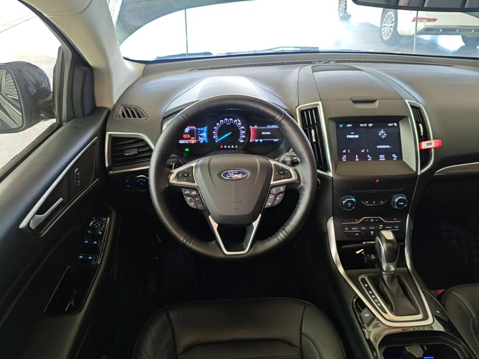 Ford Edge 2018 EcoBoost 245 Two-Wheel-Drive Titanium 7-Seater China V Standard — миниатюра 18
