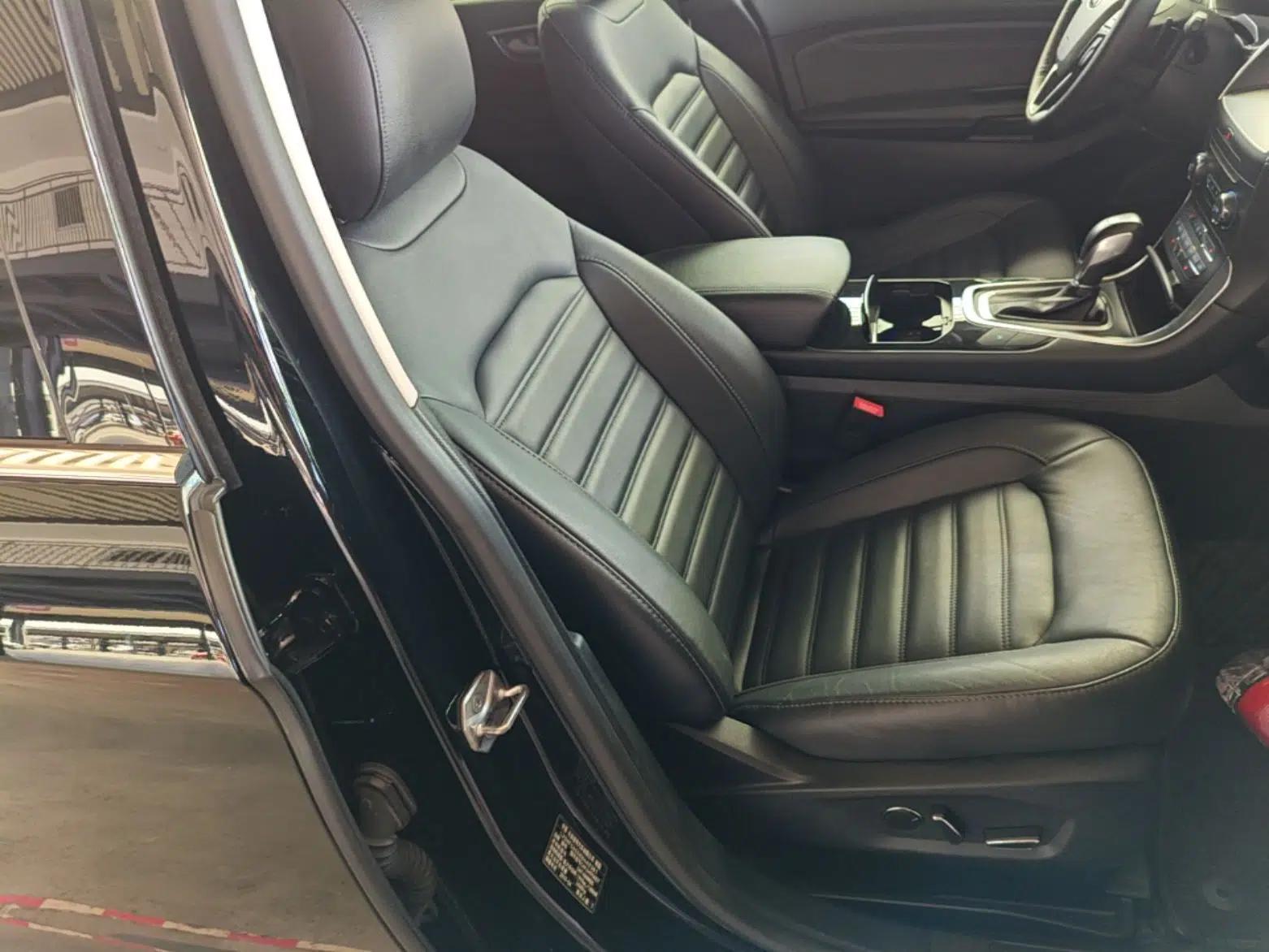 Ford Edge 2018 EcoBoost 245 Two-Wheel-Drive Titanium 7-Seater China V Standard — миниатюра 24