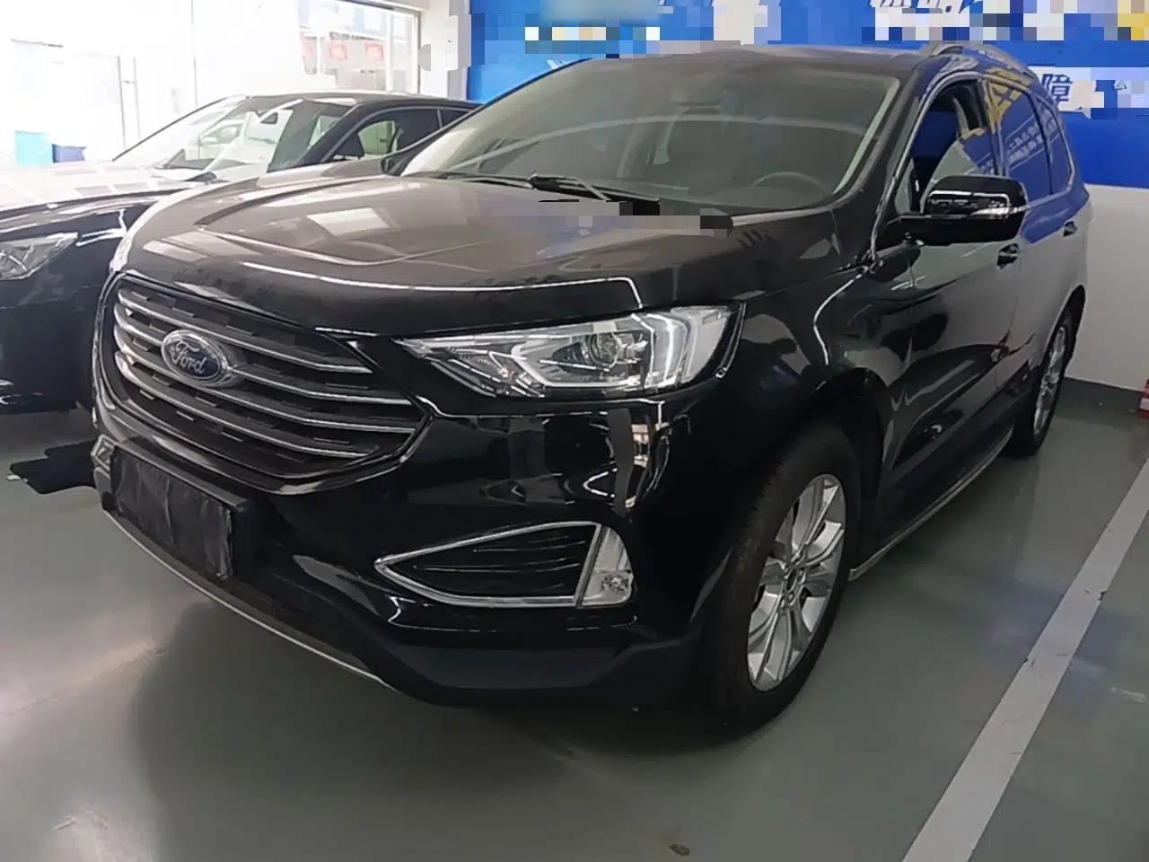 Ford Edge 2020 EcoBoost 245 Two-Wheel-Drive Platinum Edition 5 Seats — миниатюра 1