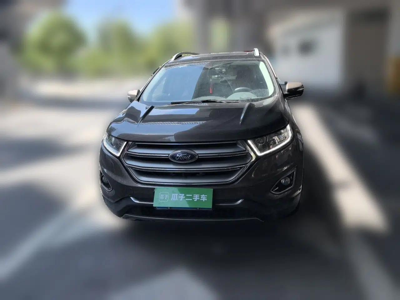 Ford Edge 2016 EcoBoost 245 Four-Wheel Drive Titanium 7-Seater — миниатюра 2