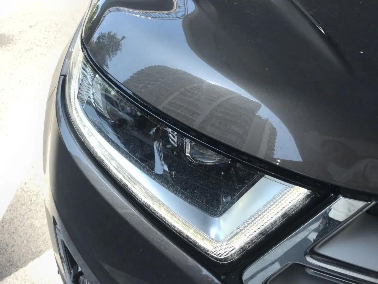 Ford Edge 2016 EcoBoost 245 Four-Wheel Drive Titanium 7-Seater — миниатюра 7