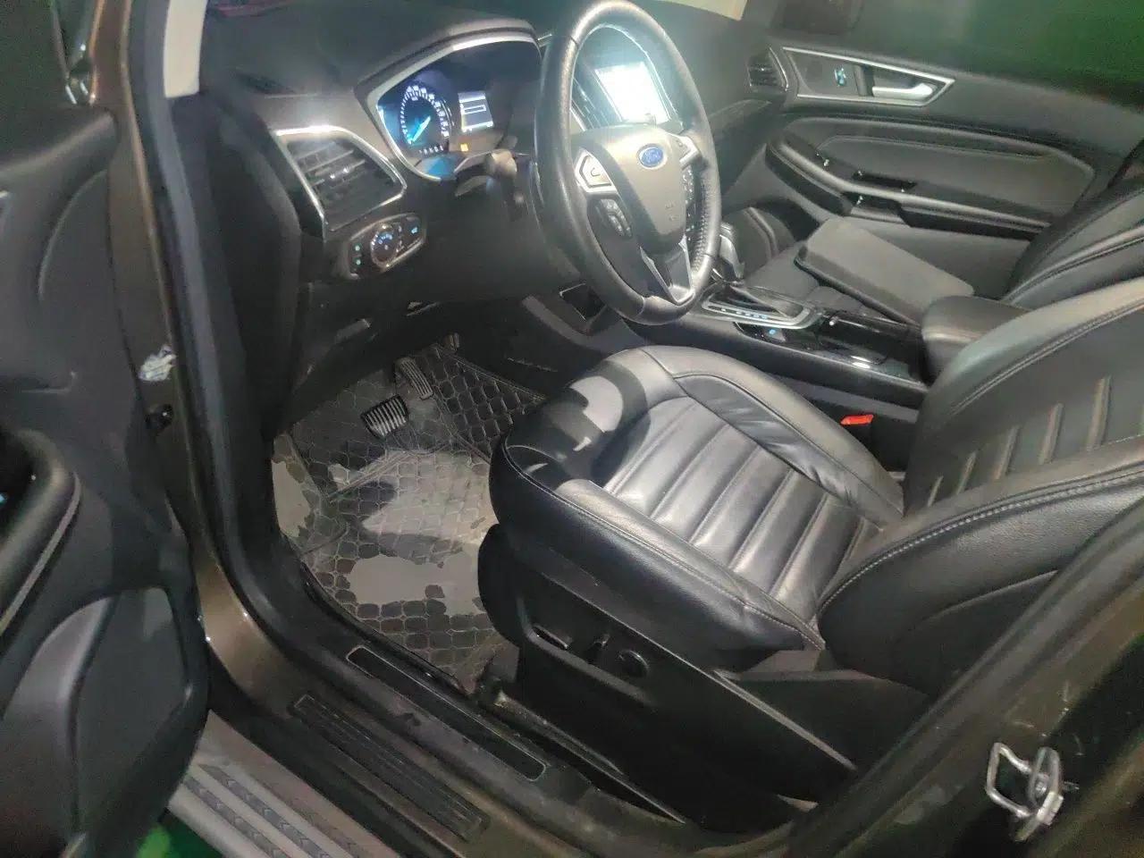 Ford Edge 2018 EcoBoost 245 Two-Wheel-Drive Titanium 7-Seater China V Standard — миниатюра 16