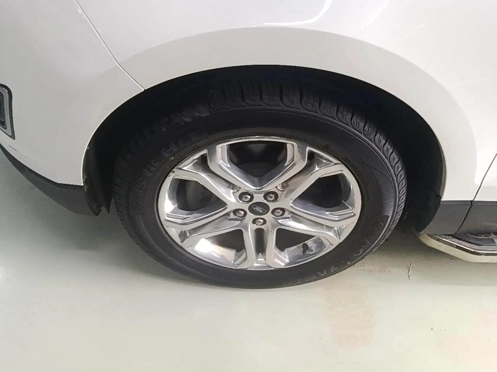 Ford Edge 2016 EcoBoost 245 Two-Wheel-Drive Titanium 7-Seater — миниатюра 10