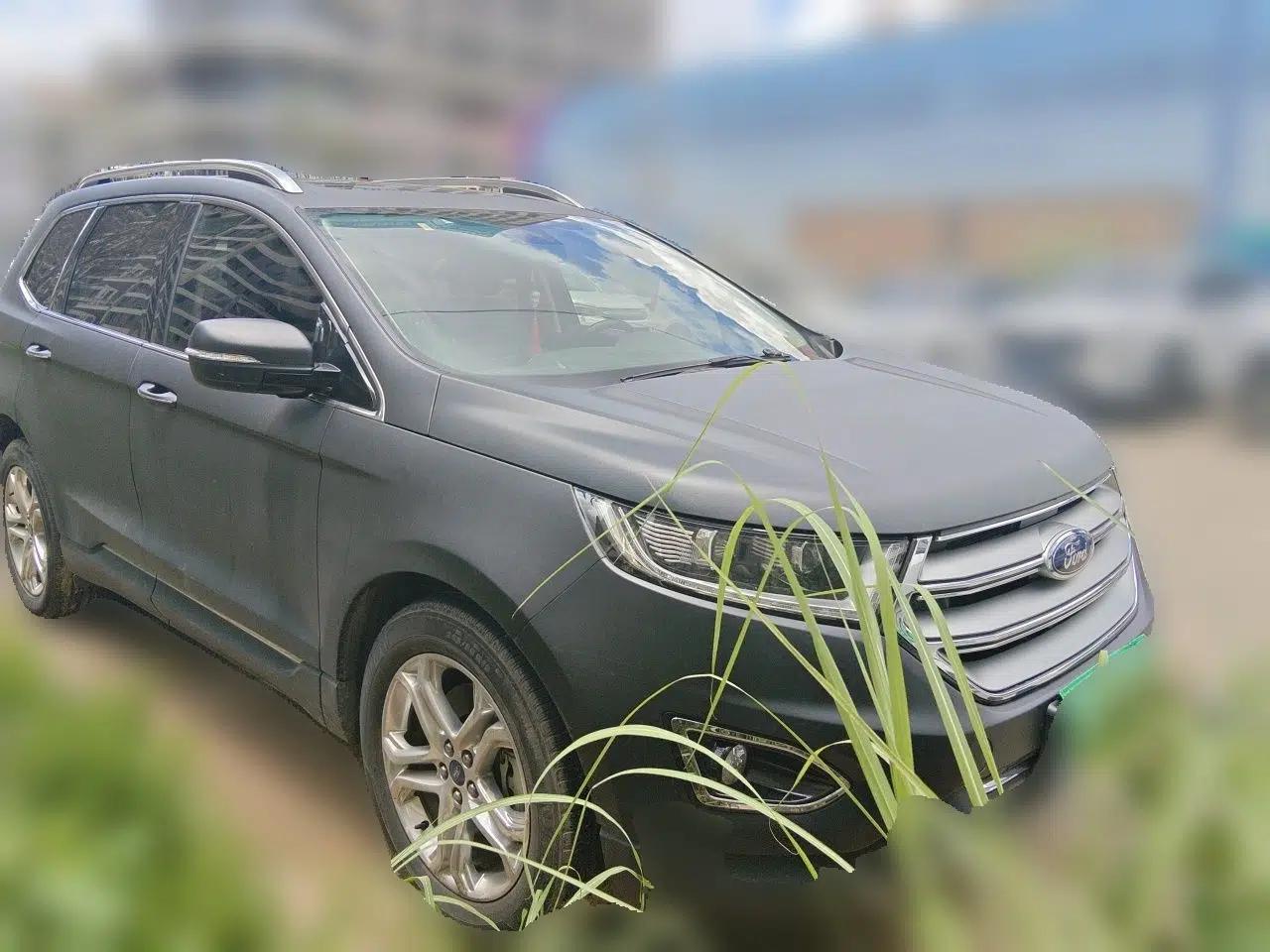 Ford Edge 2017 EcoBoost 245 Two-Wheel-Drive Sporty 7-Seater — миниатюра 3