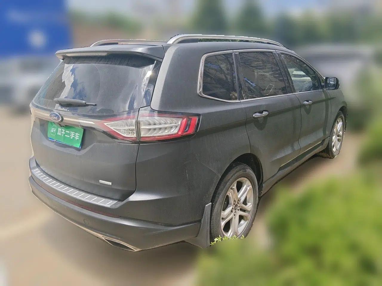 Ford Edge 2017 EcoBoost 245 Two-Wheel-Drive Sporty 7-Seater — миниатюра 6
