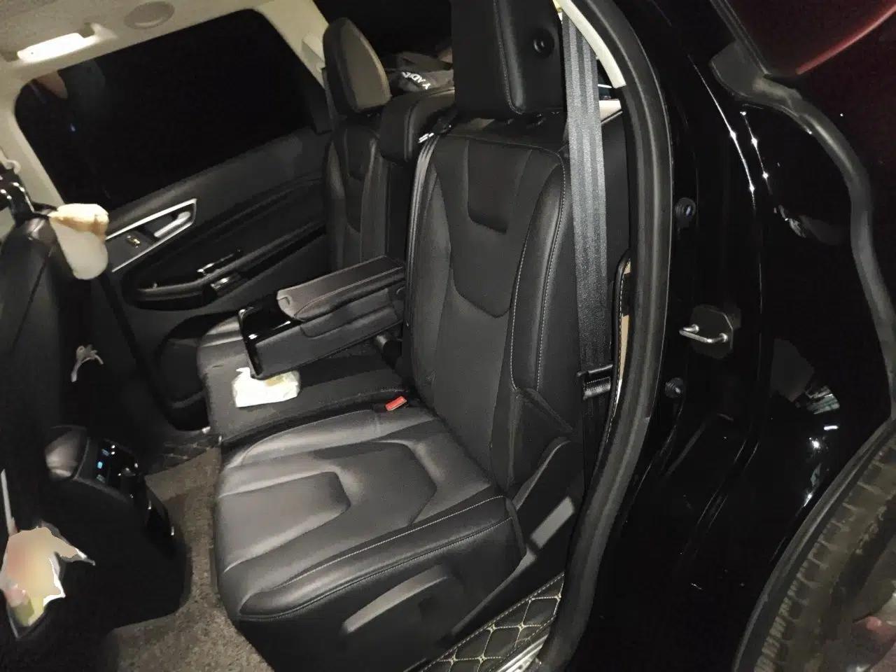 Ford Edge 2016 EcoBoost 245 Four-Wheel Drive Titanium 7-Seater — миниатюра 17