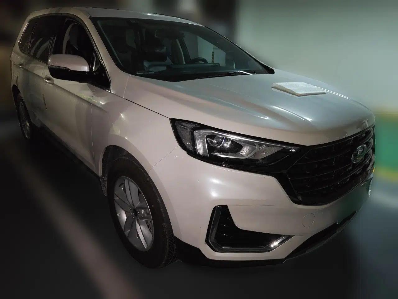 Ford Edge 2021 PLUS EcoBoost 245 Two-Wheel-Drive Elite 5-Seater — миниатюра 3