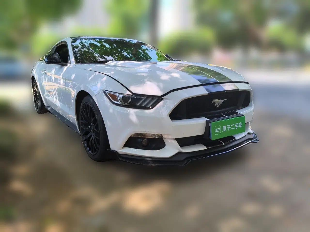 Ford Mustang 2015 2.3T Performance Edition — миниатюра 3