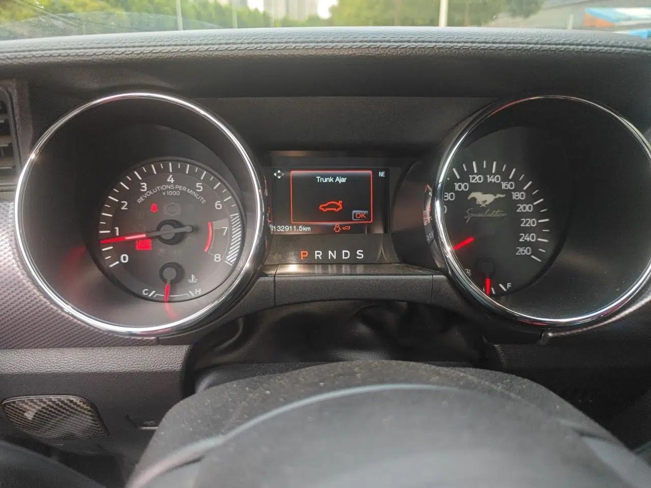Ford Mustang 2015 Ford Mustang 2.3L Automatic Gasoline 4-Seater (Parallel Import) — миниатюра 11