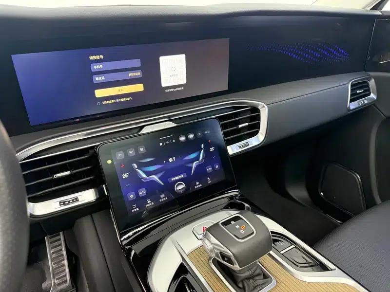 Hongqi E-HS9 2022 Model 690km Flagship Edition (Six Seats) — миниатюра 14