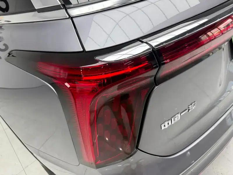 Hongqi E-HS9 2022 Model 690km Flagship Edition (Six Seats) — миниатюра 6