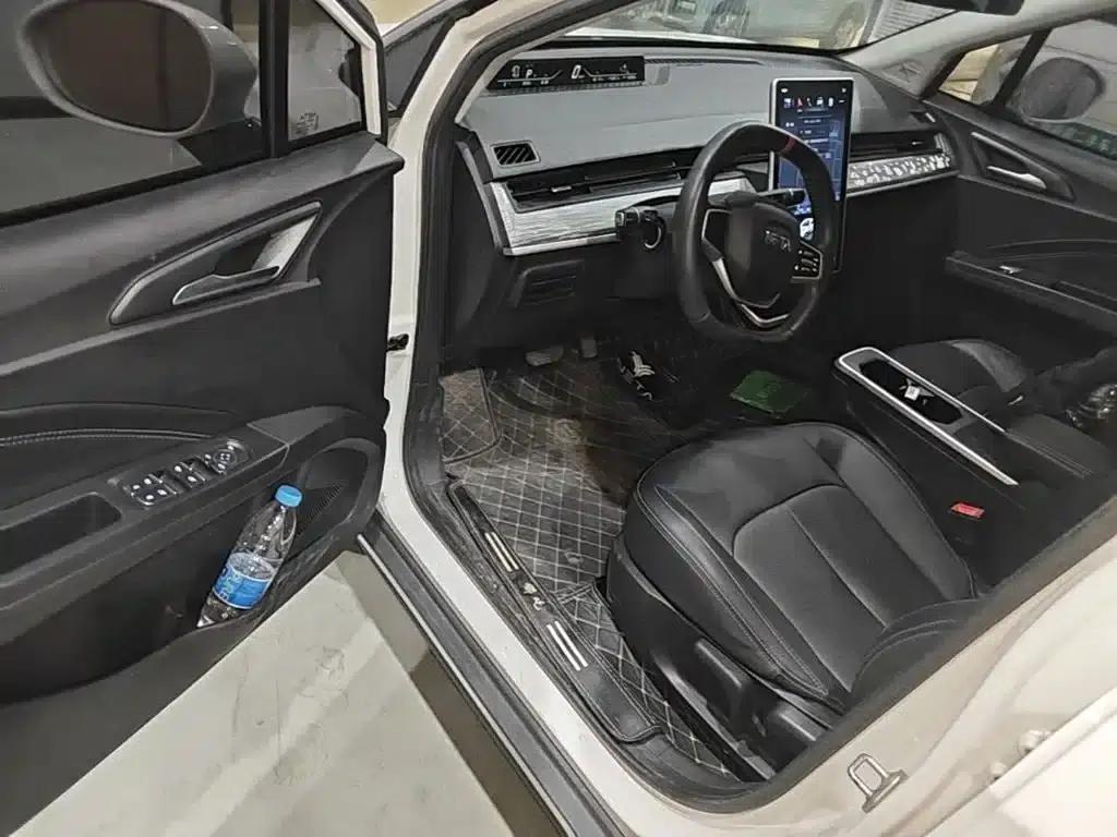 Nezha V 2022 Trendy 300 Lite Lithium Iron Phosphate — миниатюра 16