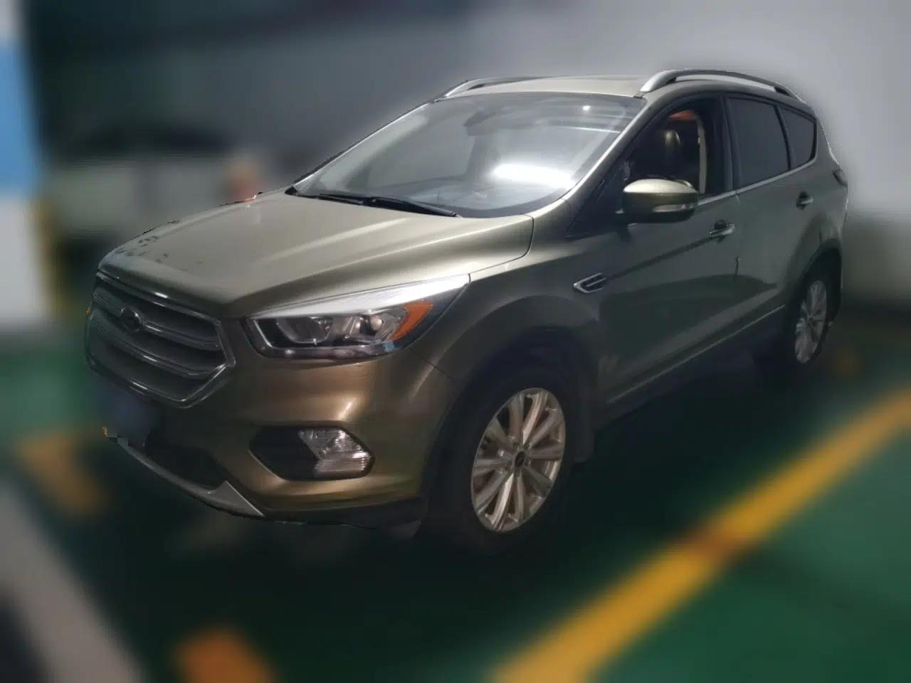 Ford Kuga 2017 EcoBoost 180 Two-Wheel-Drive Luxury Wing Edition — миниатюра 1