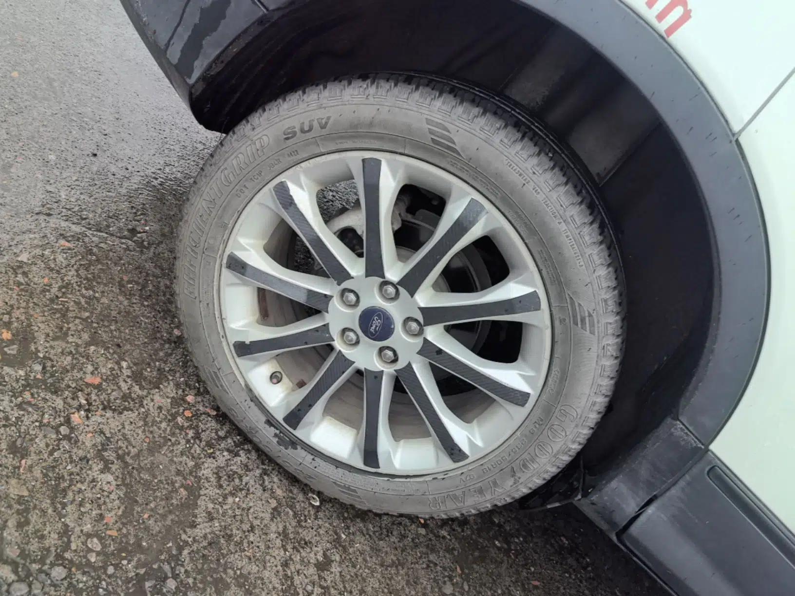 Ford Kuga 2015 1.5L GTDi Two-Wheel-Drive Comfort Model — миниатюра 11