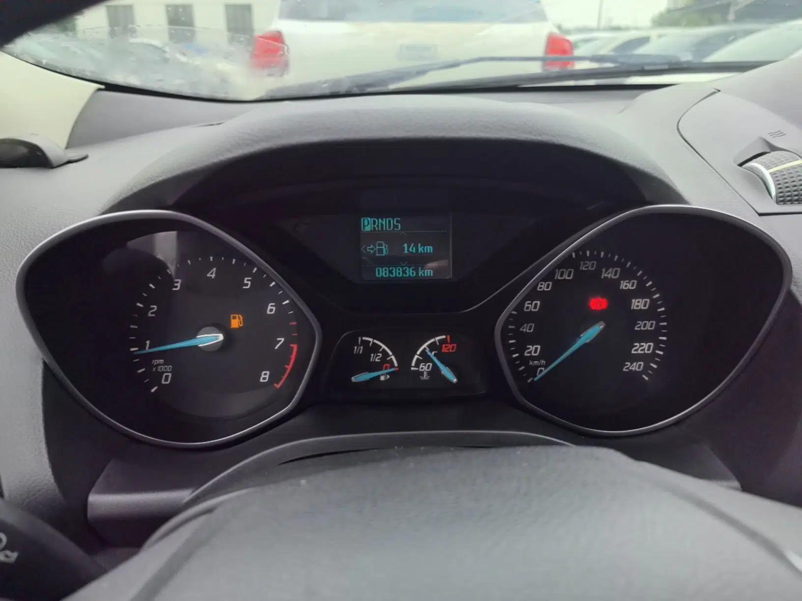 Ford Kuga 2015 1.5L GTDi Two-Wheel-Drive Comfort Model — миниатюра 14