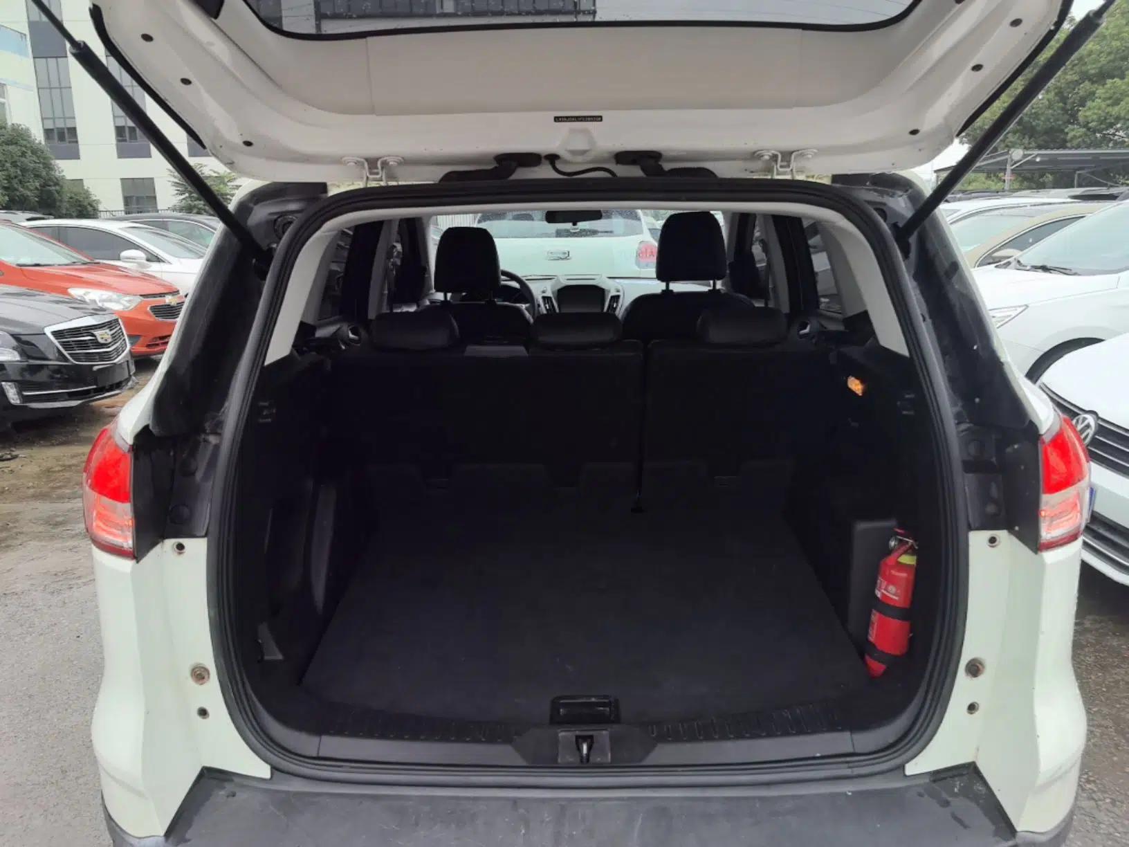 Ford Kuga 2015 1.5L GTDi Two-Wheel-Drive Comfort Model — миниатюра 22