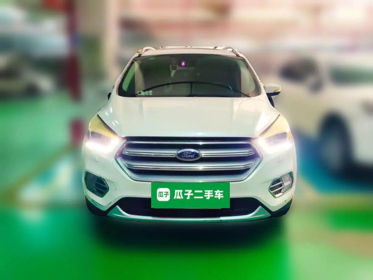 Ford Kuga 2017 EcoBoost 180 Four-Wheel Drive Titanium Edition — миниатюра 2