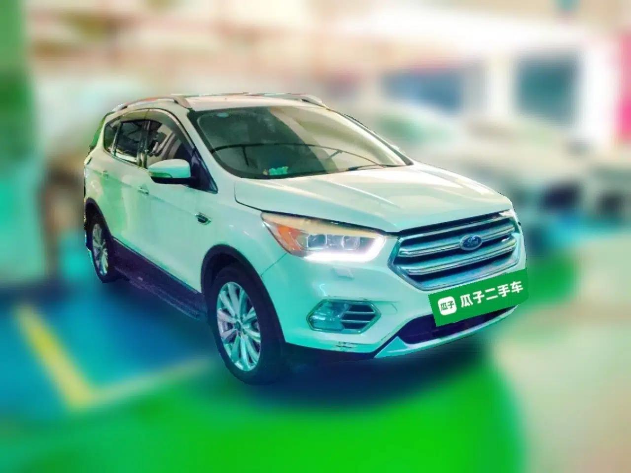 Ford Kuga 2017 EcoBoost 180 Four-Wheel Drive Titanium Edition — миниатюра 3