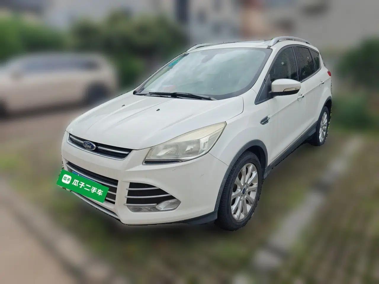 Ford Kuga 2015 2.0L GTDi Four-Wheel Drive Elite Model — миниатюра 1