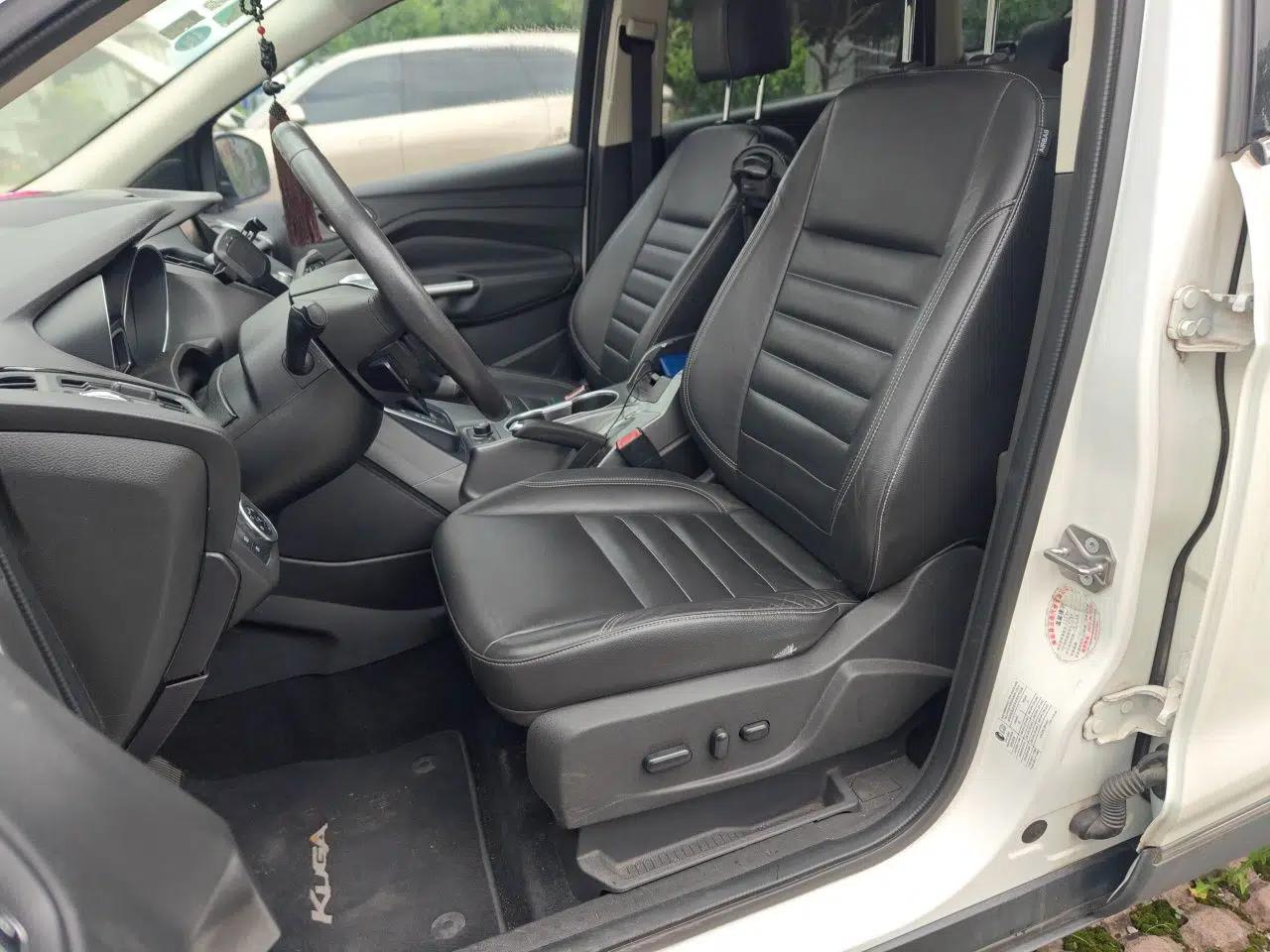 Ford Kuga 2015 2.0L GTDi Four-Wheel Drive Elite Model — миниатюра 15
