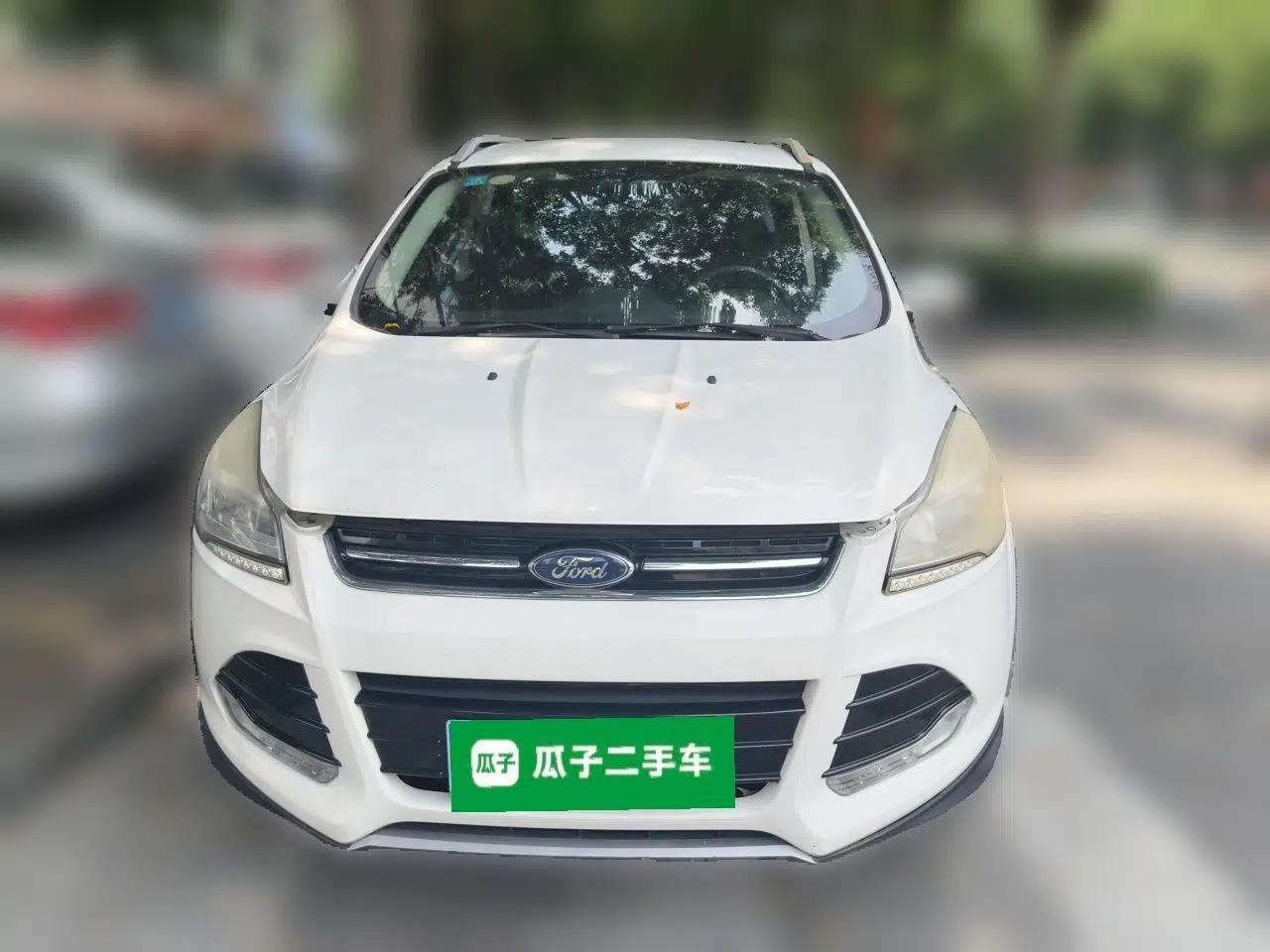 Ford Kuga 2015 1.5L GTDi Two-Wheel-Drive Comfort Model — миниатюра 2