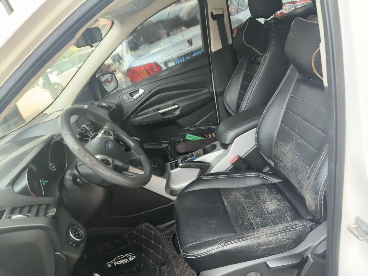 Ford Kuga 2015 1.5L GTDi Two-Wheel-Drive Comfort Model — миниатюра 15