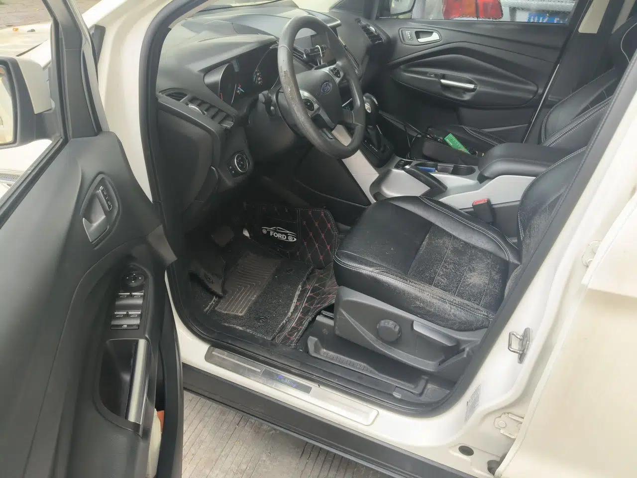 Ford Kuga 2015 1.5L GTDi Two-Wheel-Drive Comfort Model — миниатюра 16