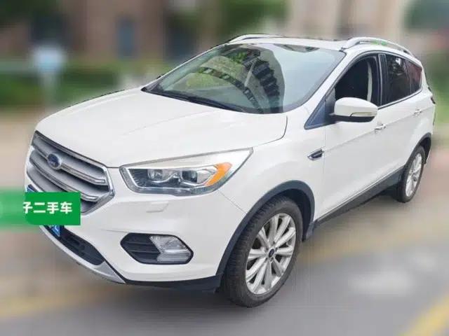 Ford Kuga 2017 EcoBoost 245 4x4 Prestige Edition