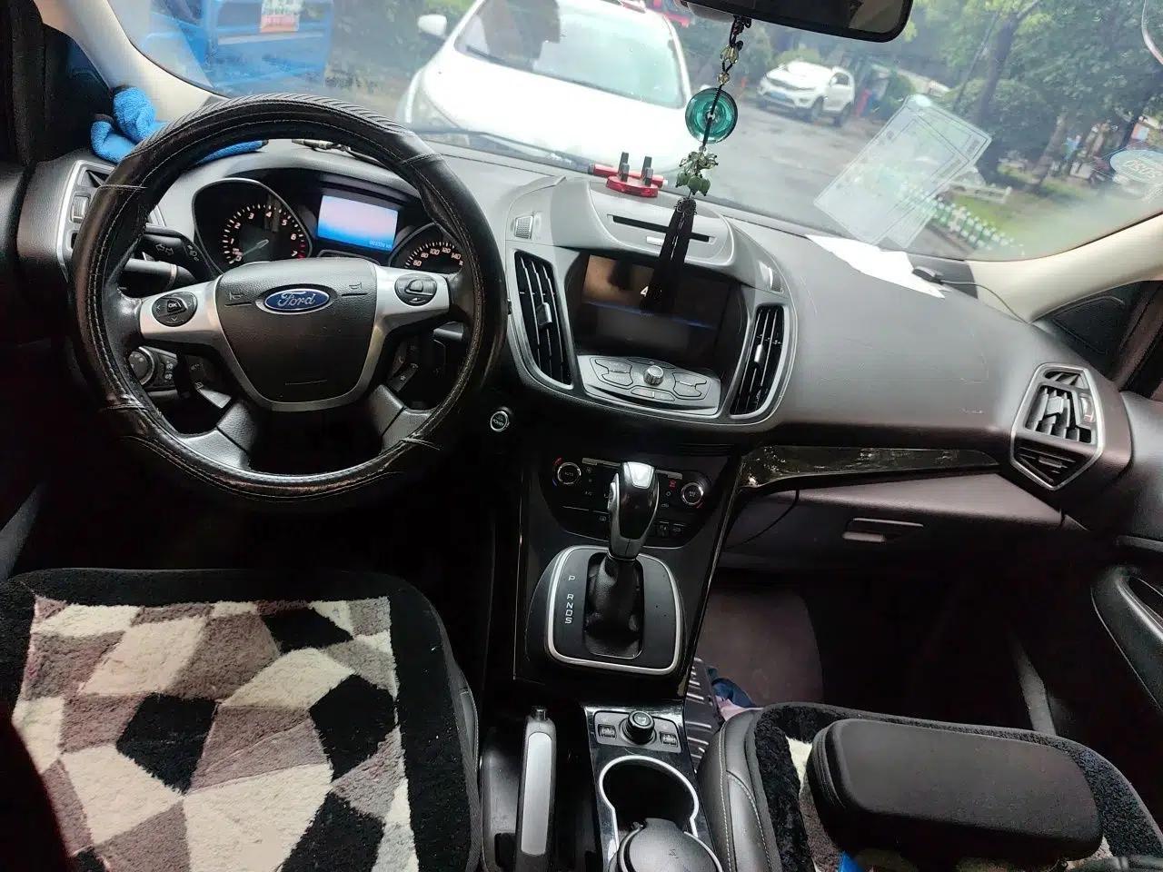 Ford Kuga 2013 2.0L GTDi Four-Wheel Drive Premium Model — миниатюра 9
