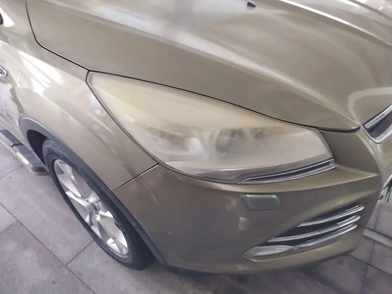 Ford Kuga 2013 2.0L GTDi Four-Wheel Drive Premium Model — миниатюра 7