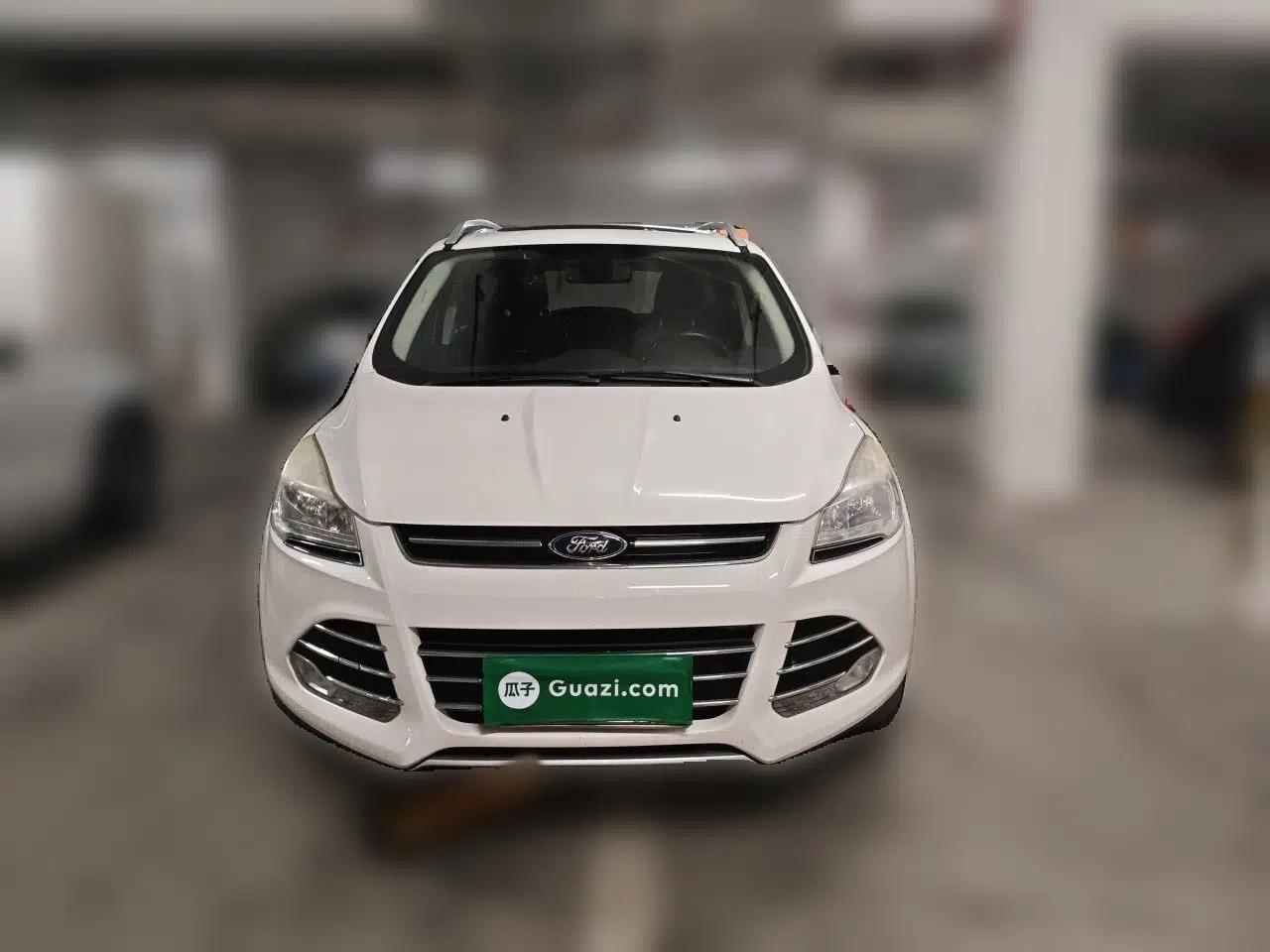 Ford Kuga 2013 1.6L GTDi Two-Wheel-Drive Trend Model — миниатюра 2