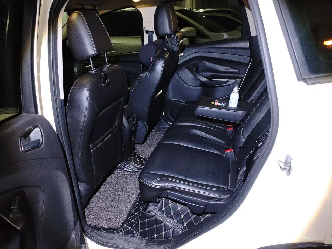 Ford Kuga 2013 1.6L GTDi Two-Wheel-Drive Trend Model — миниатюра 17