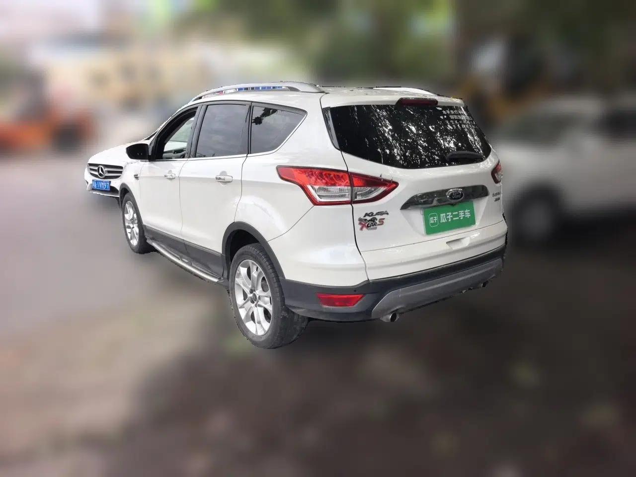 Ford Kuga 2013 2.0L GTDi Four-Wheel-Drive Sport Model — миниатюра 4