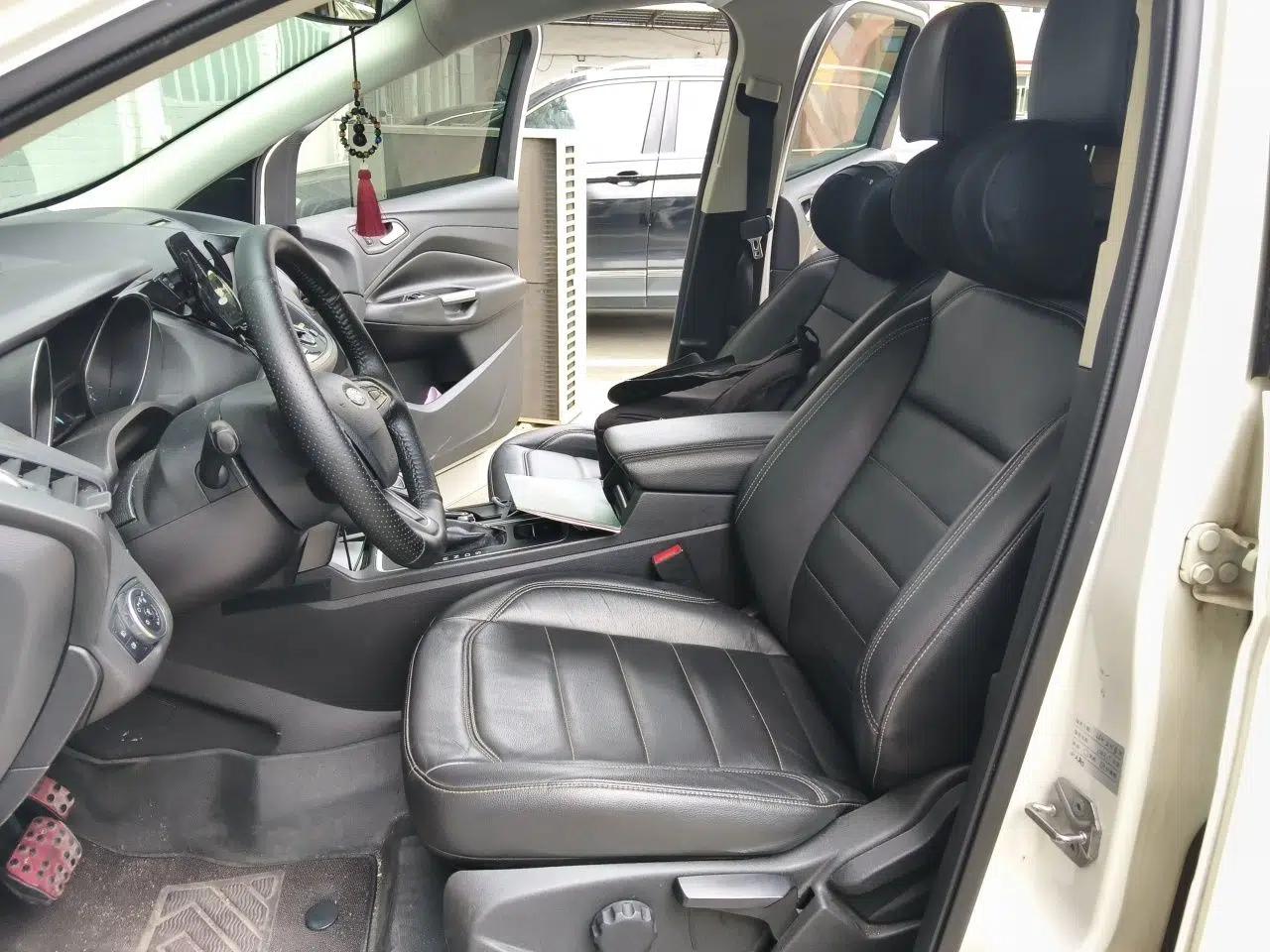 Ford Kuga 2018 EcoBoost 180 Two-Wheel-Drive Platinum Edition — миниатюра 19