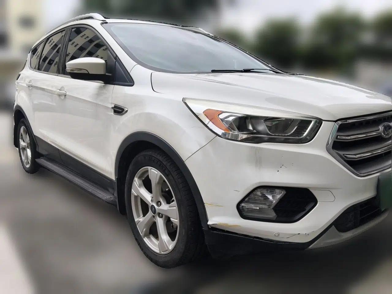 Ford Kuga 2018 EcoBoost 180 Two-Wheel-Drive Platinum Edition — миниатюра 9