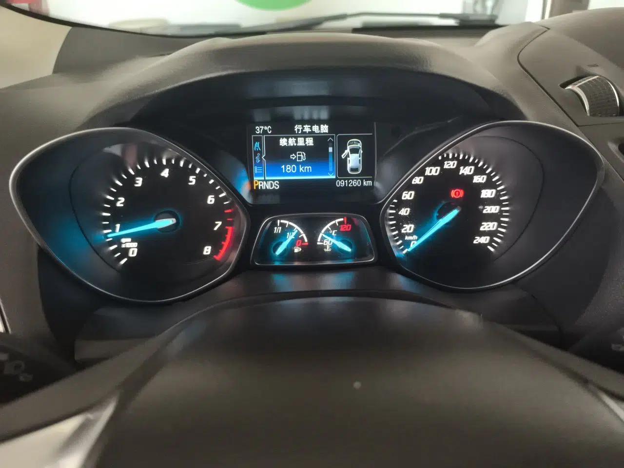 Ford Kuga 2013 2.0L GTDi Four-Wheel-Drive Sport Model — миниатюра 11