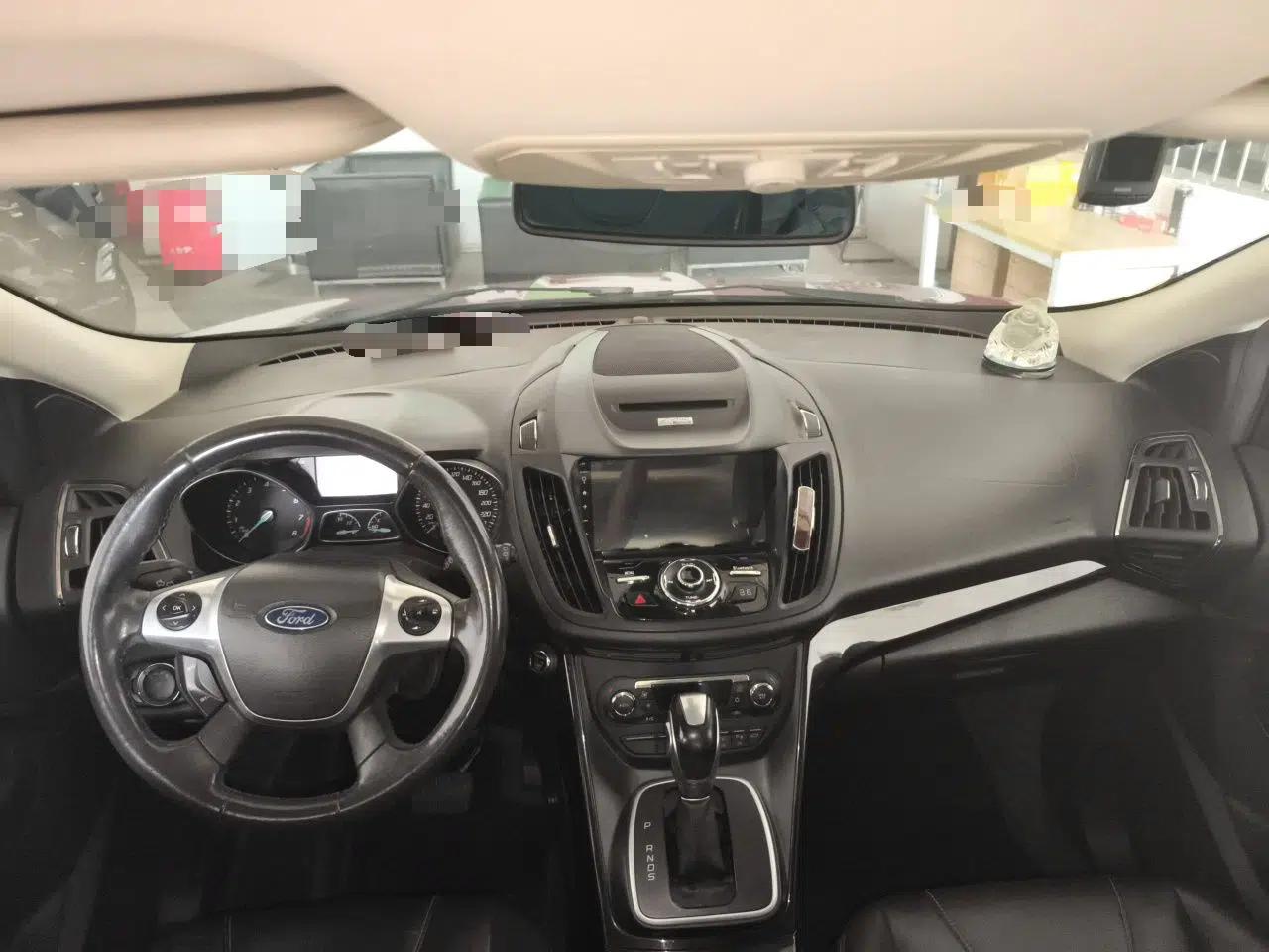 Ford Kuga 2013 2.0L GTDi Four-Wheel-Drive Sport Model — миниатюра 9