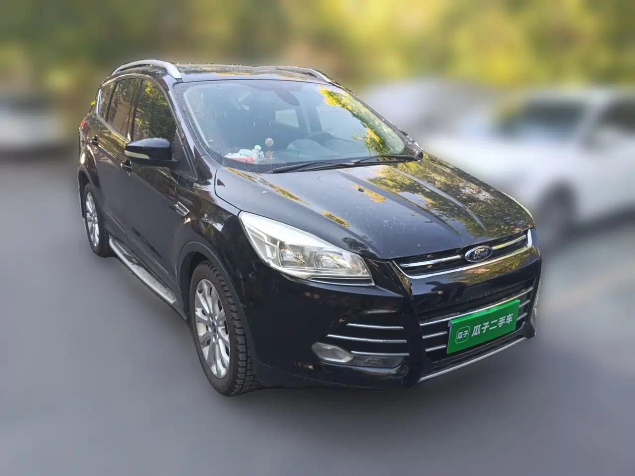 Ford Kuga 2013 1.6L GTDi Two-Wheel-Drive Trend Model — миниатюра 3