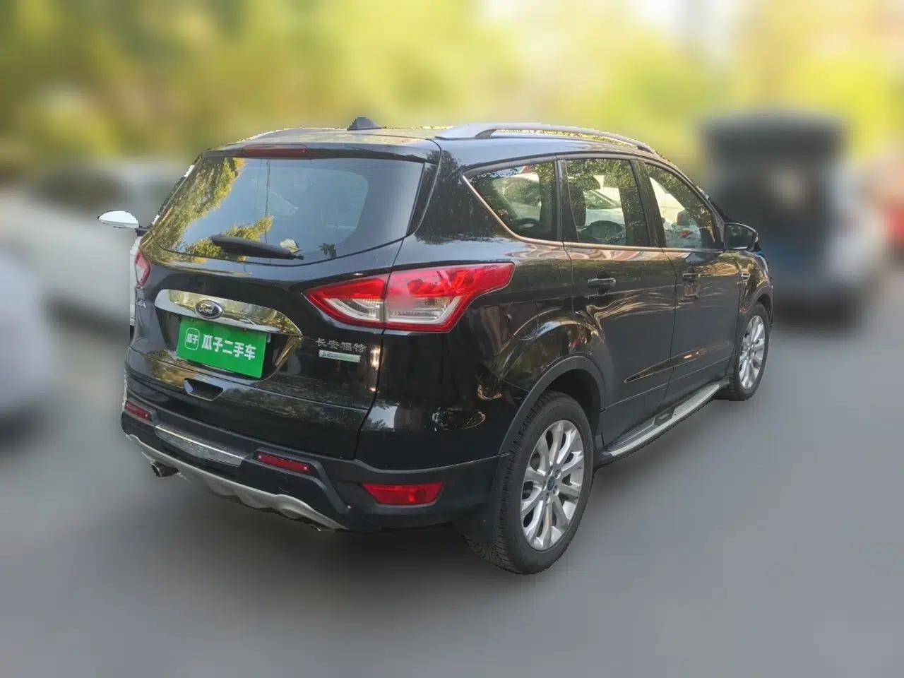 Ford Kuga 2013 1.6L GTDi Two-Wheel-Drive Trend Model — миниатюра 6