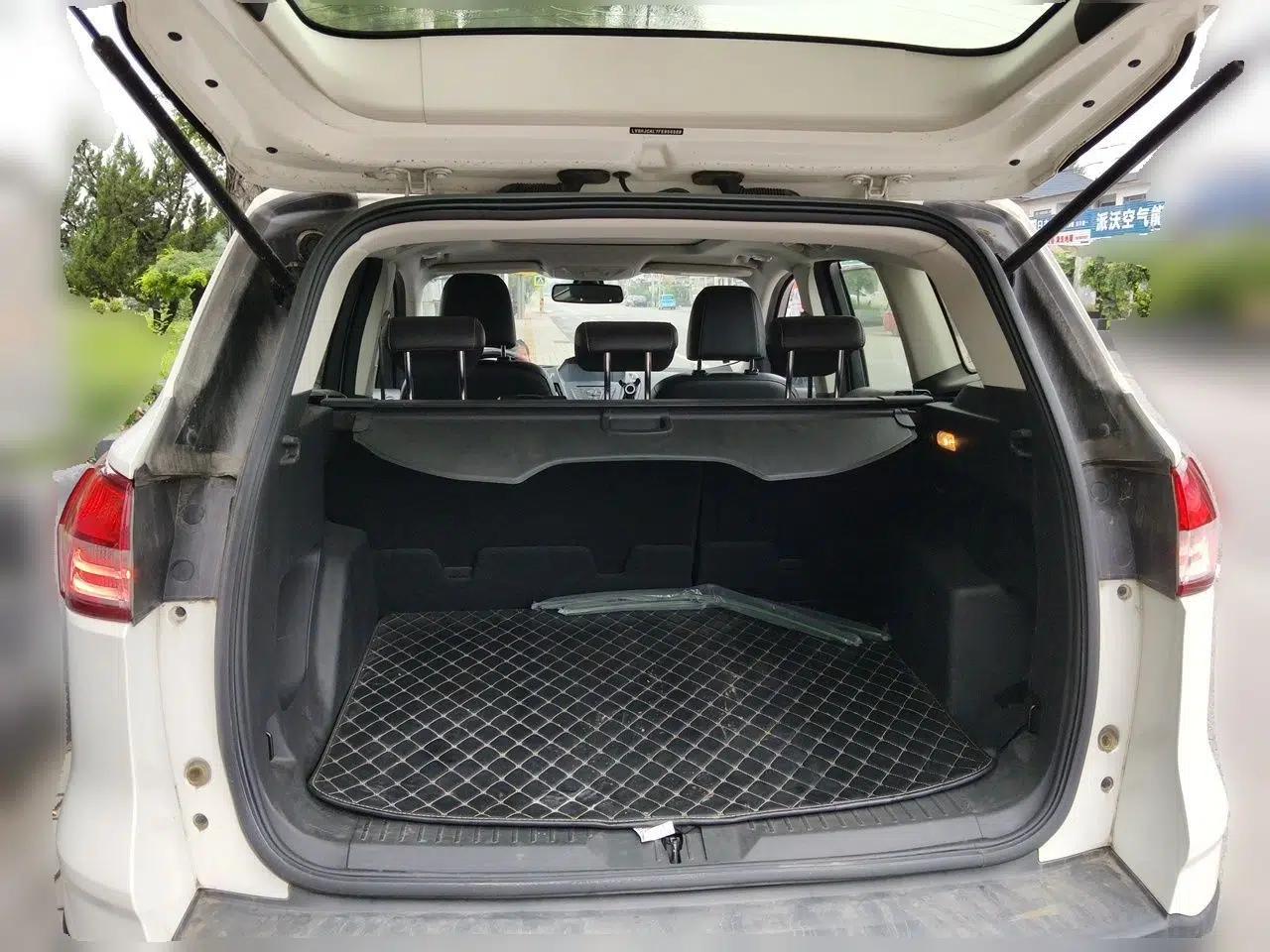 Ford Kuga 2015 1.5L GTDi Two-Wheel Drive Fashion Edition — миниатюра 19