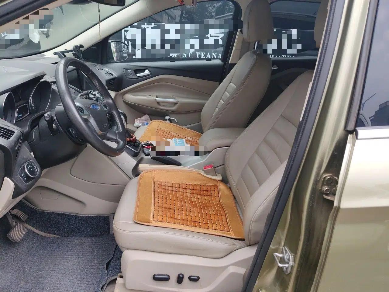 Ford Kuga 2013 2.0L GTDi Four-Wheel Drive Premium Model — миниатюра 15
