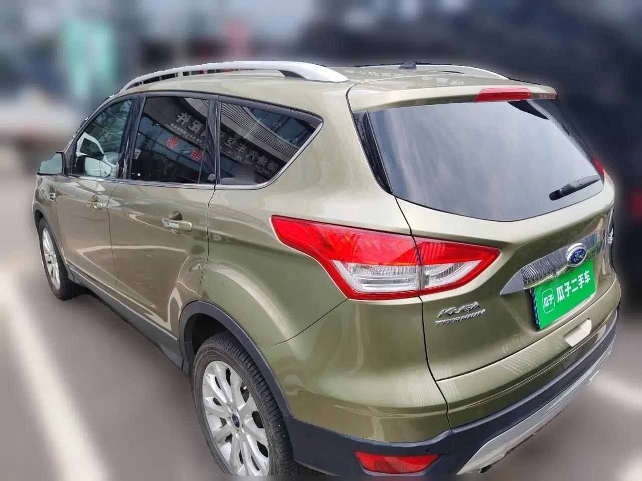 Ford Kuga 2013 2.0L GTDi Four-Wheel Drive Premium Model — миниатюра 4