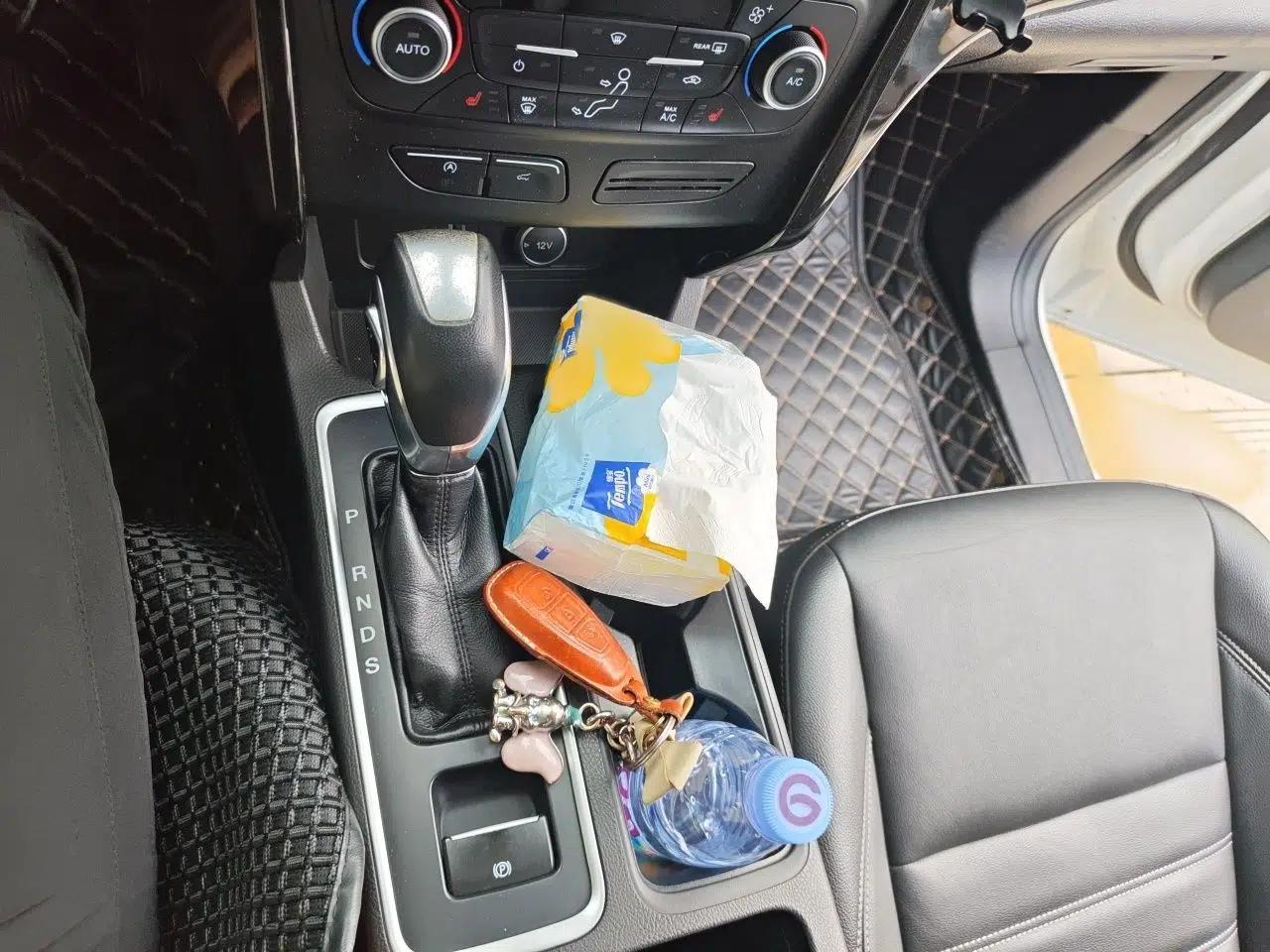 Ford Kuga 2019 EcoBoost 180 Two-Wheel-Drive Titanium Plus Model China V Standard — миниатюра 13