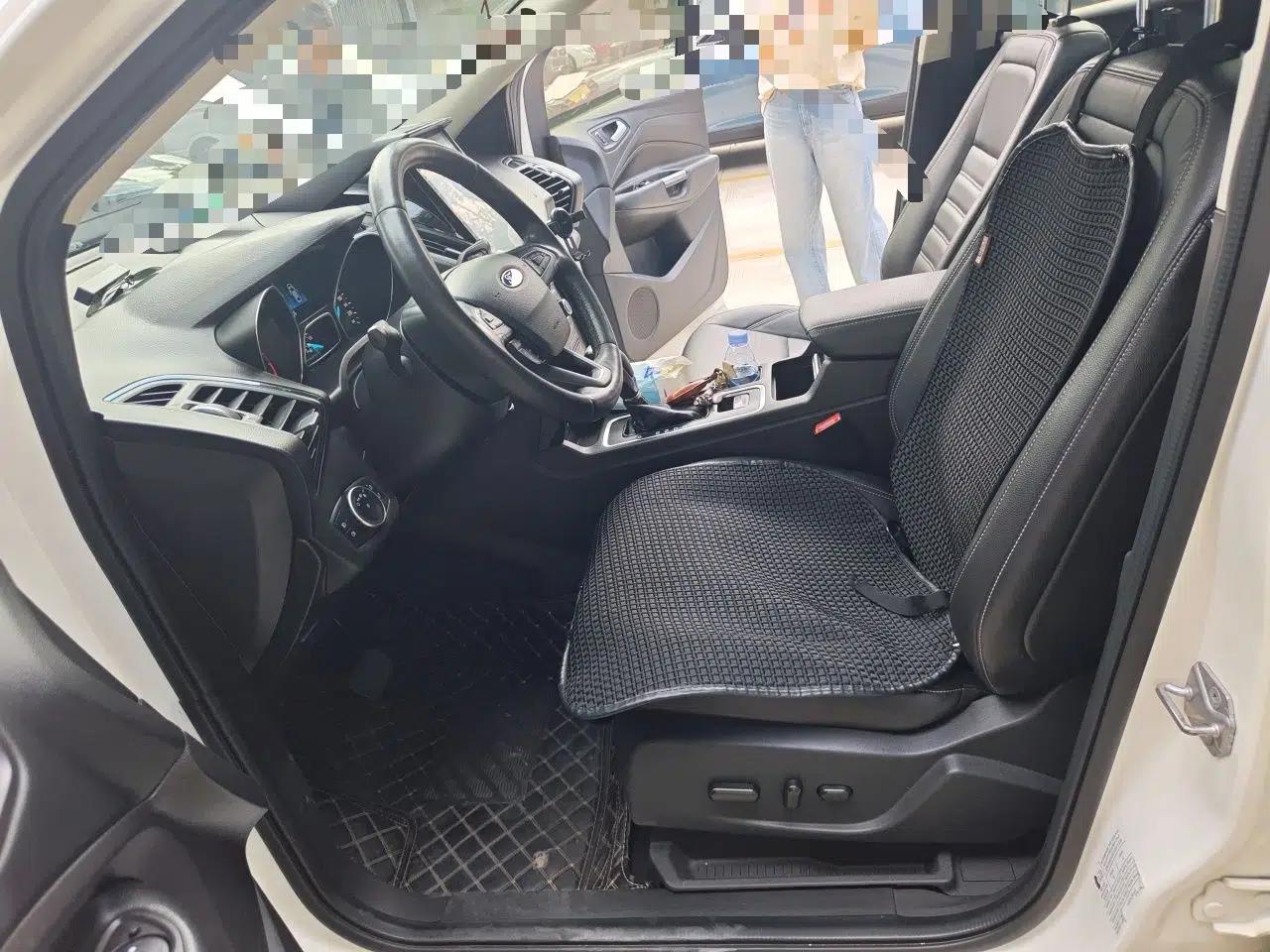 Ford Kuga 2019 EcoBoost 180 Two-Wheel-Drive Titanium Plus Model China V Standard — миниатюра 14