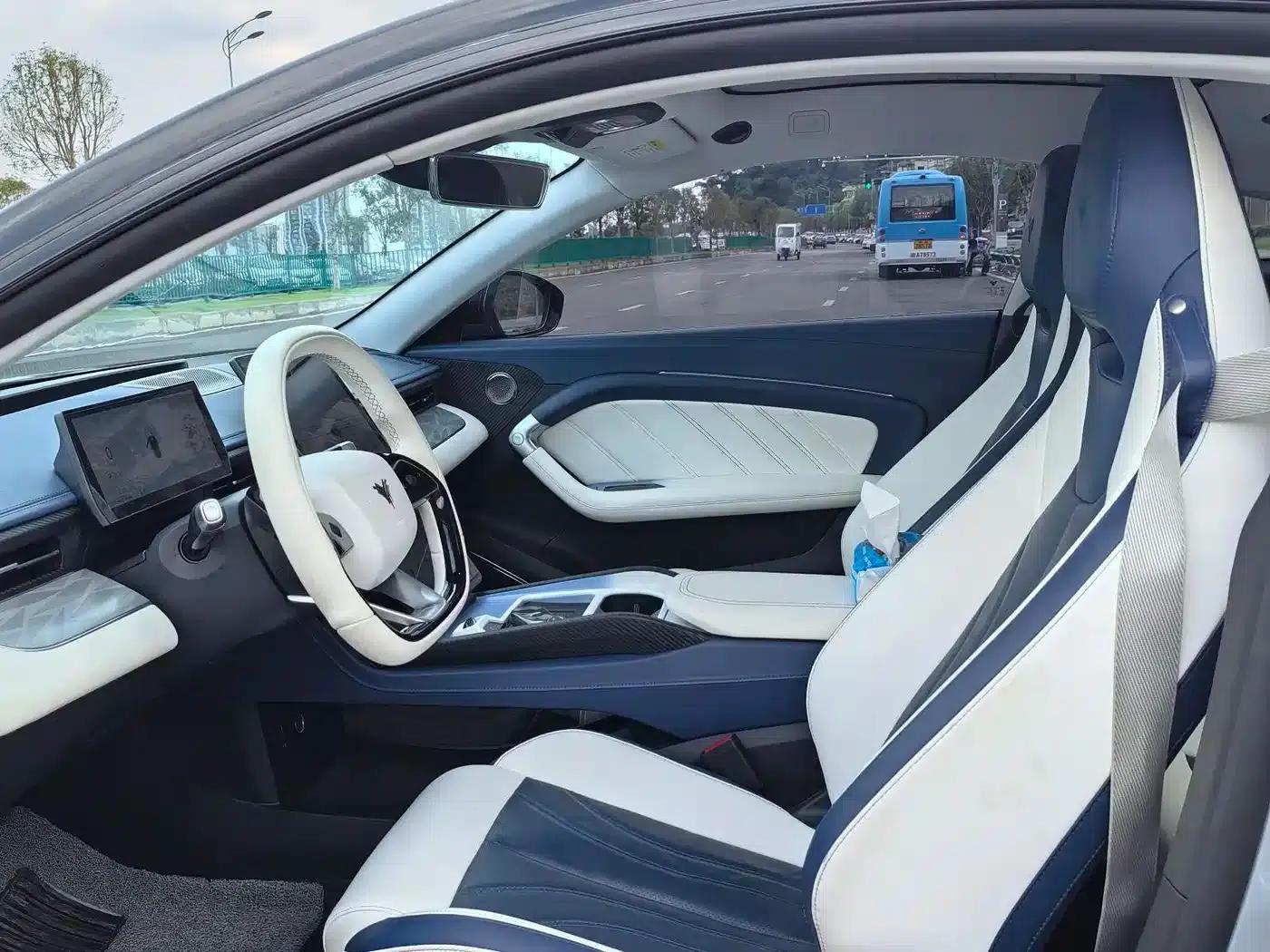Nezha GT 2023 580 AWD Sport Edition — миниатюра 8