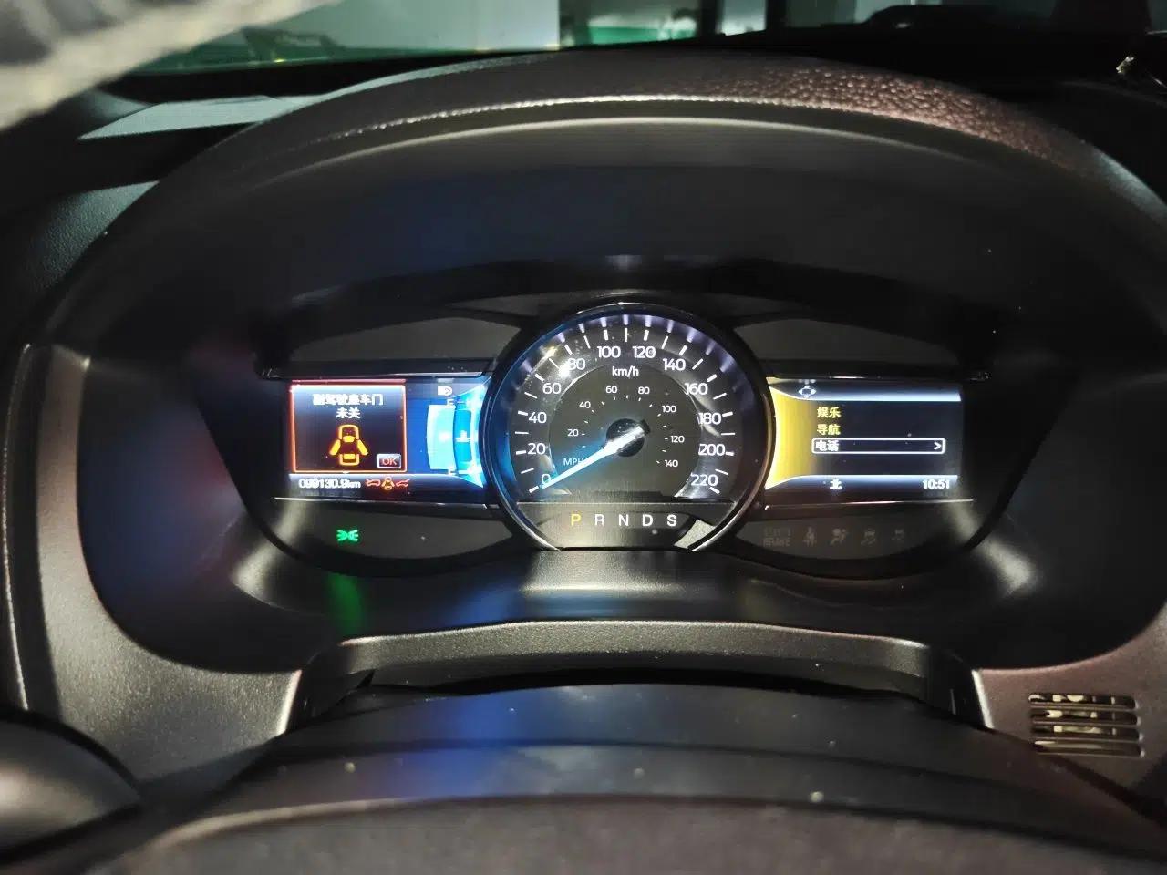 Ford Explorer 2018 2.3T Elite Edition — миниатюра 11