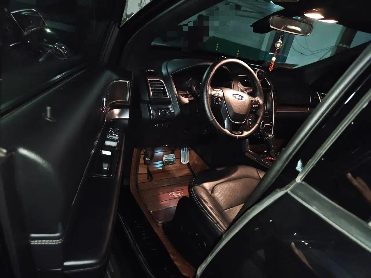 Ford Explorer 2018 2.3T Elite Edition — миниатюра 16