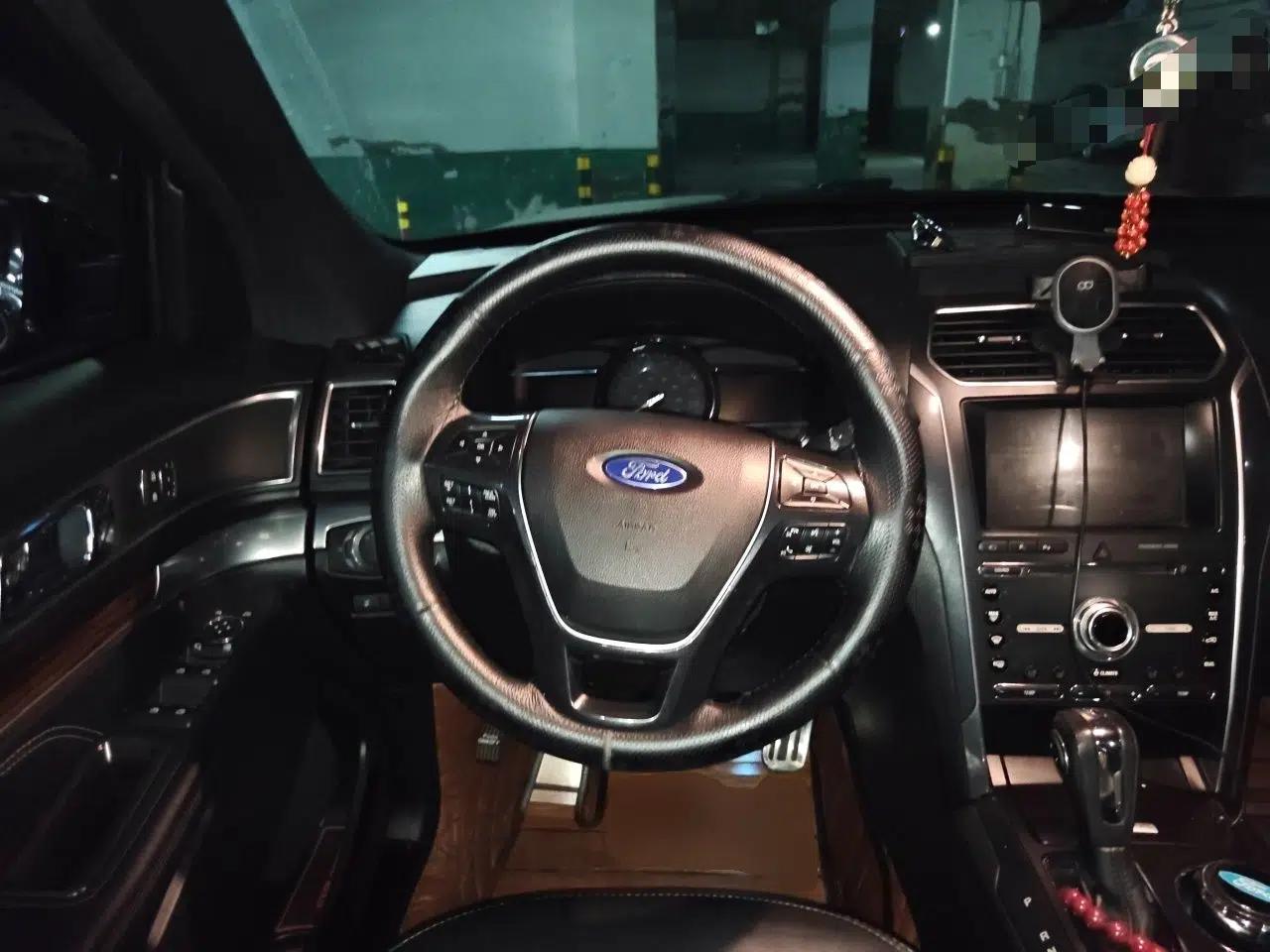 Ford Explorer 2018 2.3T Elite Edition — миниатюра 10